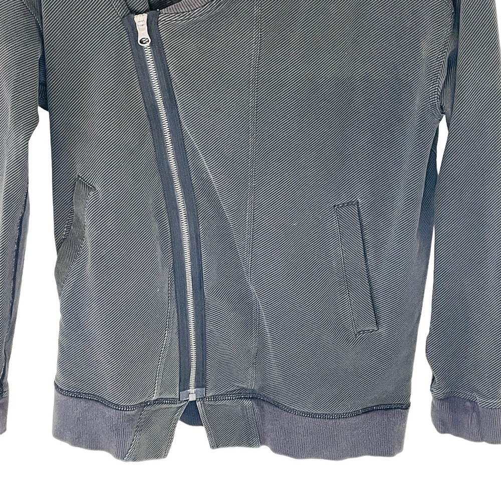 Lululemon Black Asymmetric Striped Moto Jacket SZ Medium - Picture 5 of 10